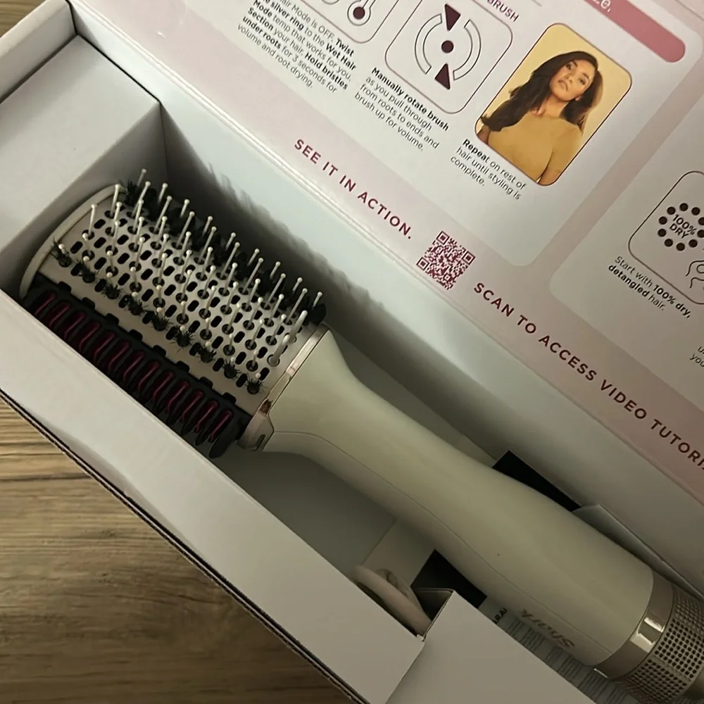Shark SmoothStyle Hair Dryer Brush - Picture 5 of 6